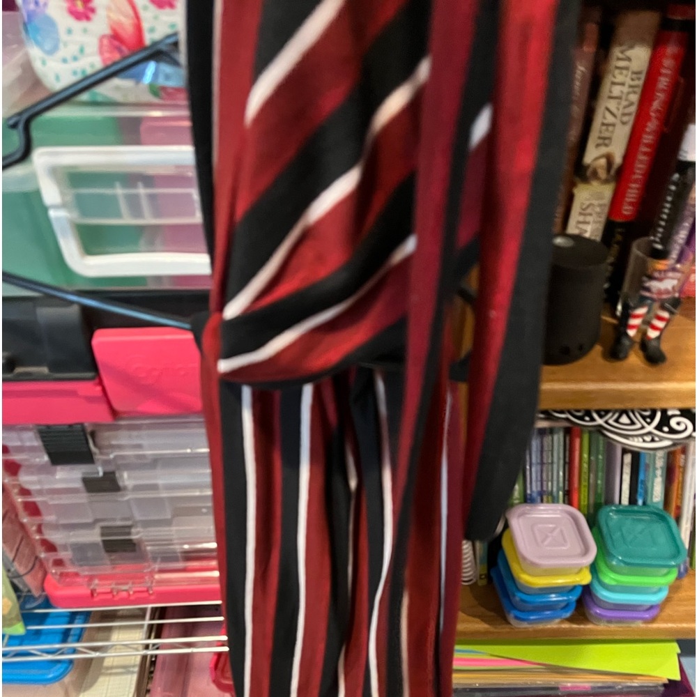 Red/Blk/wht. Palazzo pants large